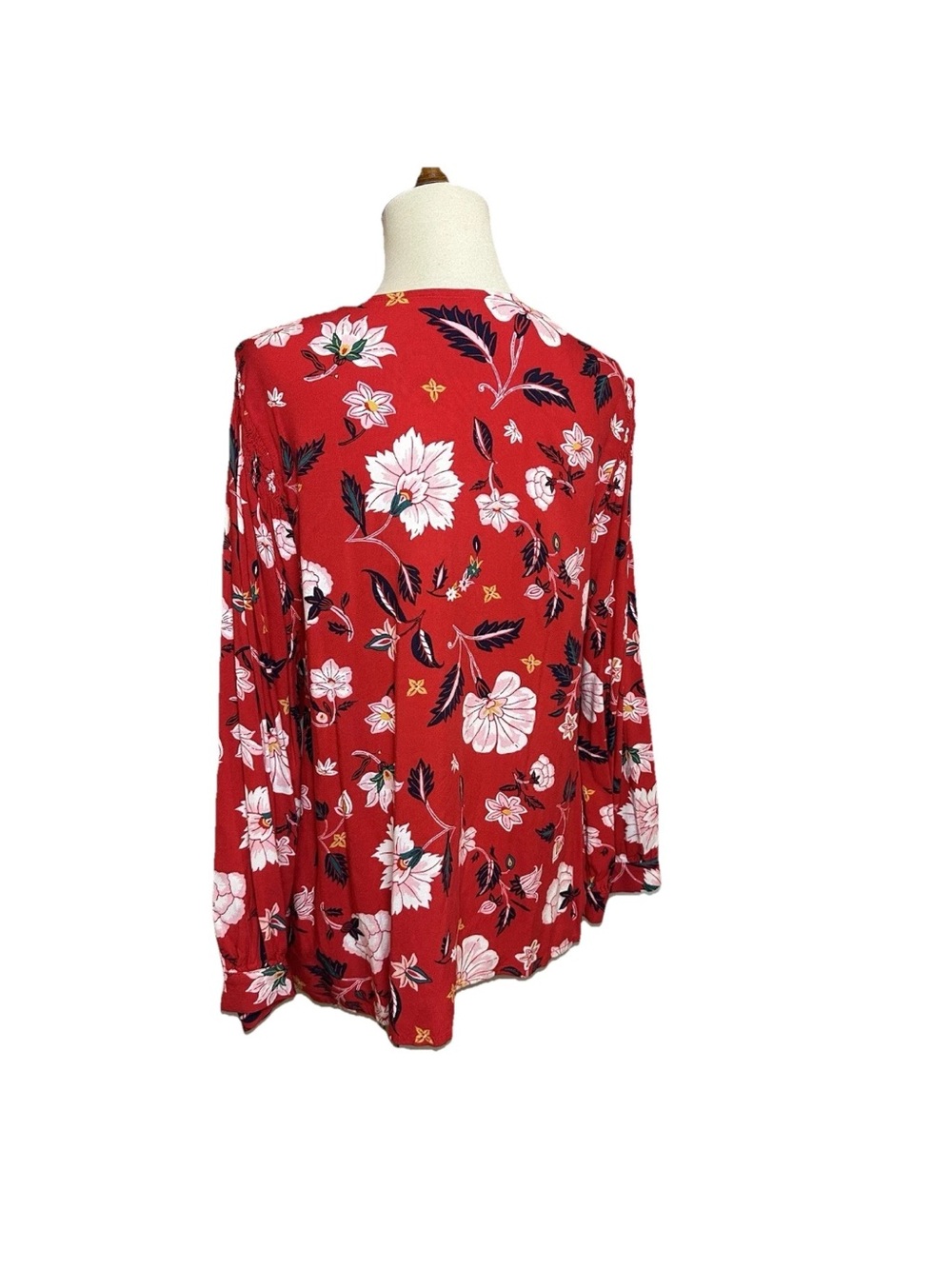 Old Navy Red Floral Blouse Smocked Shoulder Long Sleeve NWT - Picture 5 of 14